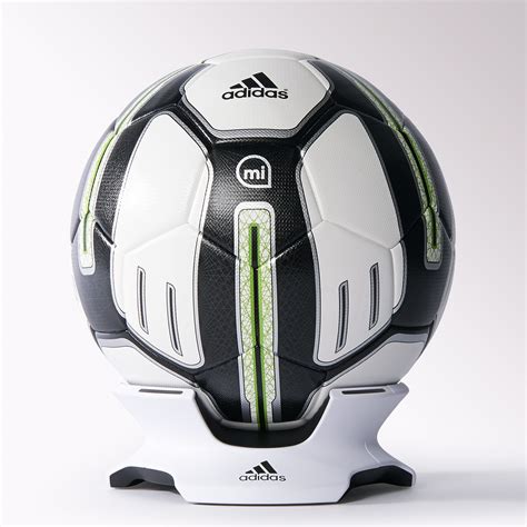 adidas miCoach Smart Football 